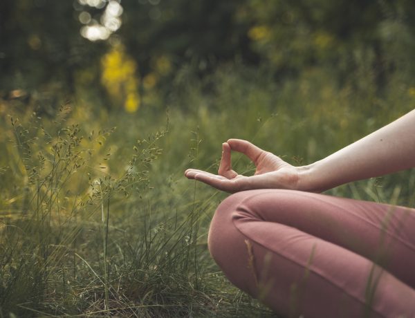 Mudras_Meditation_Handgesten_Selbsterkenntnis