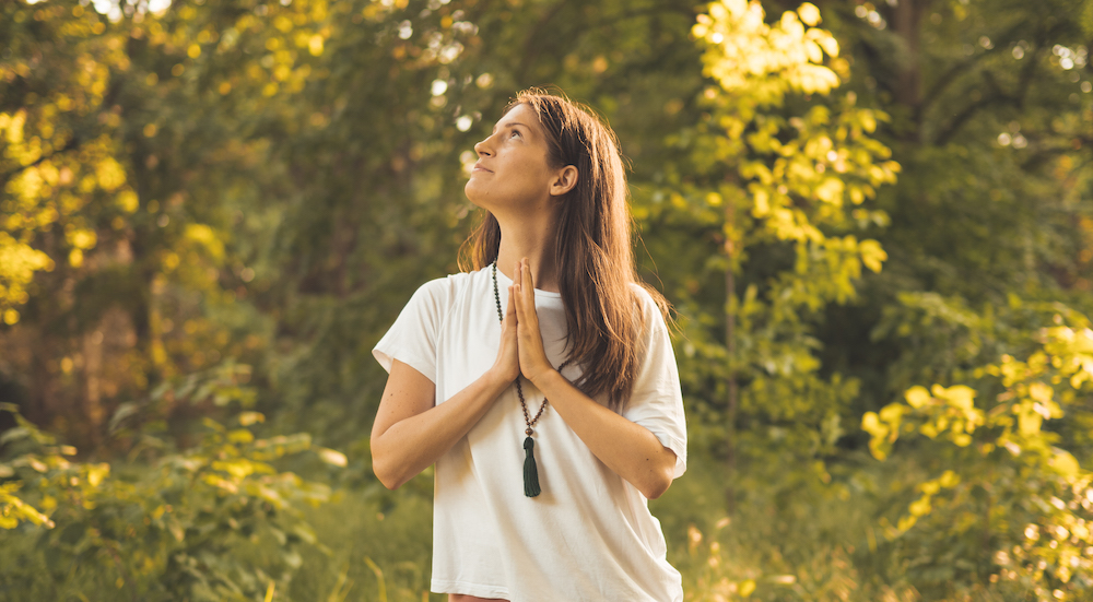 Frau Yoga Haltung Natur